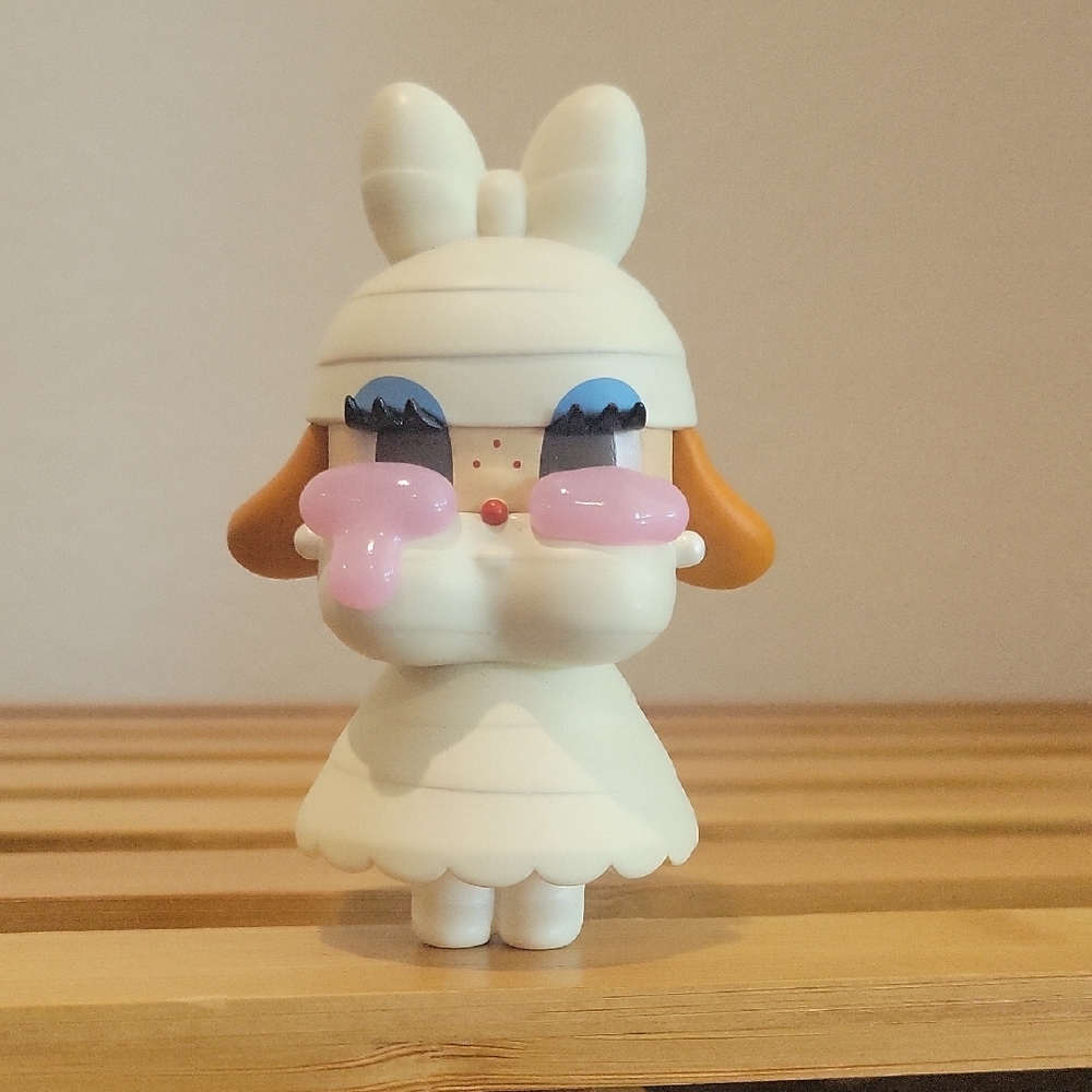 "Lady Mummy" figure from the POP MART Crybaby Monster Tears Series. NO Box